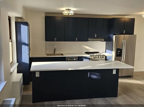 8800 Boulevard E, North Bergen, NJ 07047