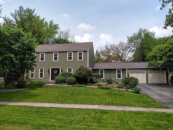2nd image of 25W126 Essex Ave