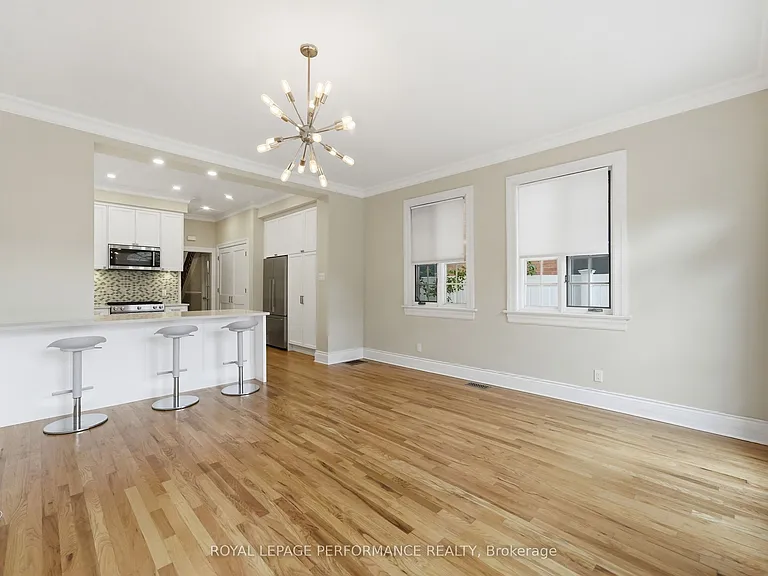 284 Crichton St — Photo 15
