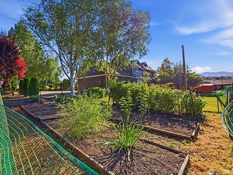 17381 W Big Lake Blvd — Photo 38