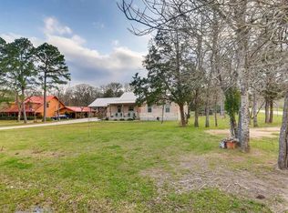 104 Lost Pine, Elgin, TX 78621