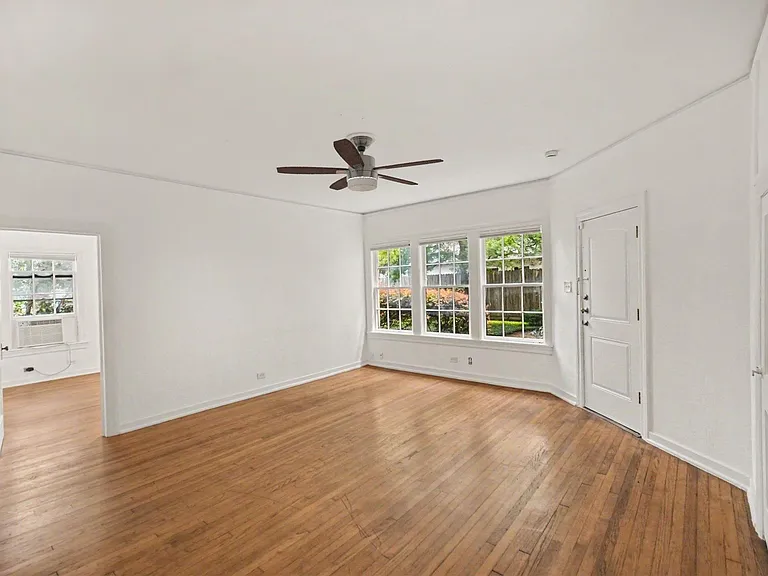 4408 Yoakum Blvd #1 — Photo 9