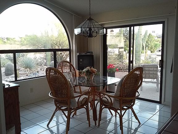 5th image of 522 E Queen Valley Dr