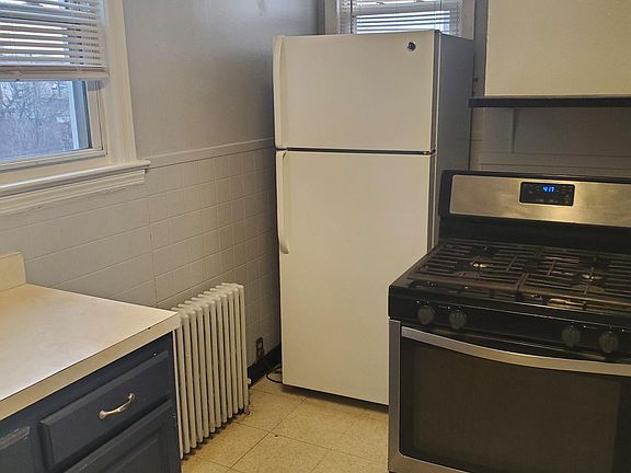 3rd image of 22 Sherwood Ave #312