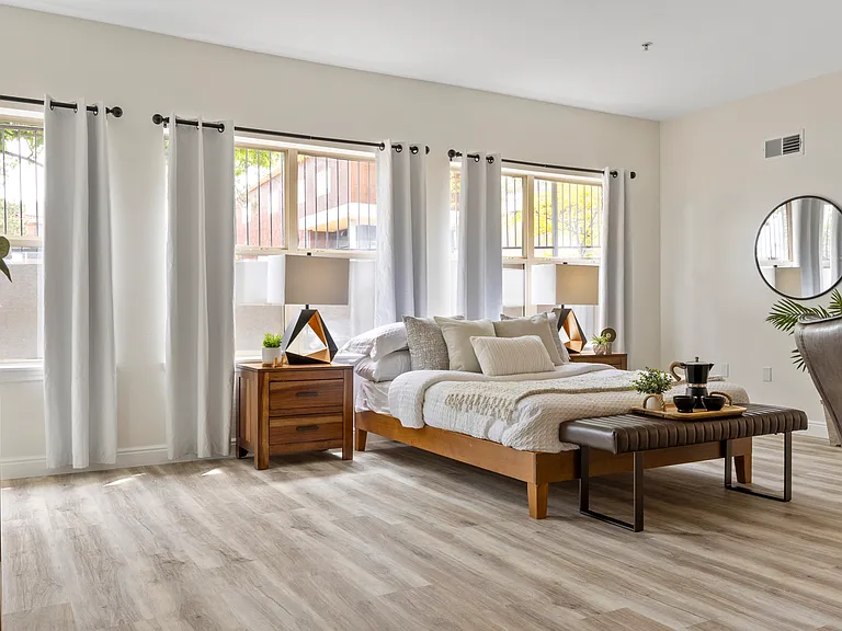 2901 Wyandot St #19 — Photo 4