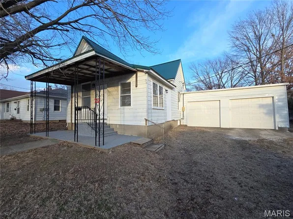 712 N Main St, Marissa, IL 62257