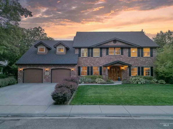 1689 E Stonybrook Ct, Eagle, ID 83616