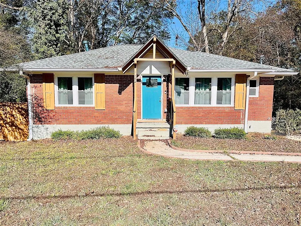 3 bed, 1.0 bath, 1426 sqft, $1,500 — Photo 2