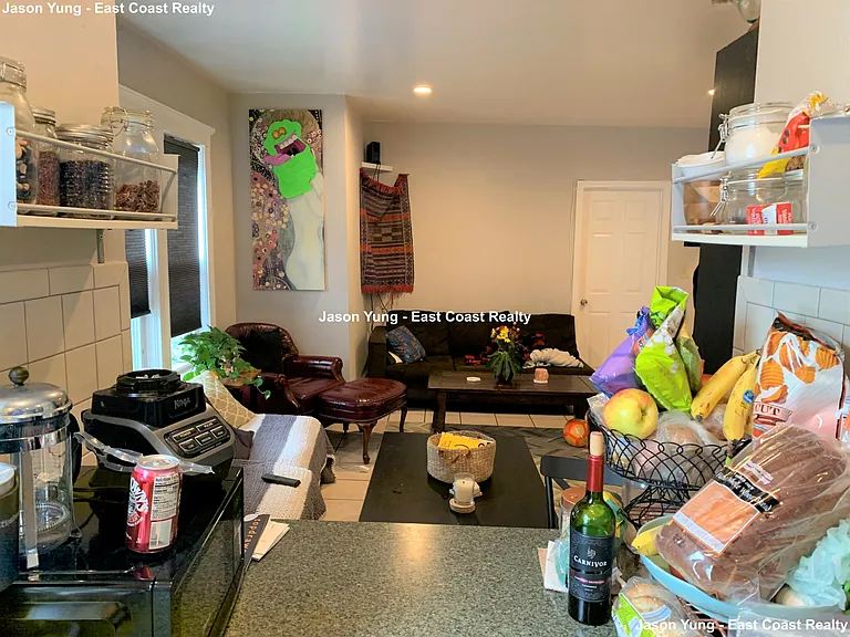 66 Quint Ave #2 — Photo 11
