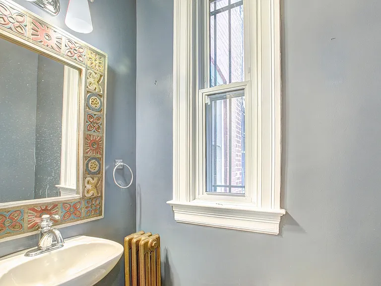 1419 Monroe St NW — Photo 7
