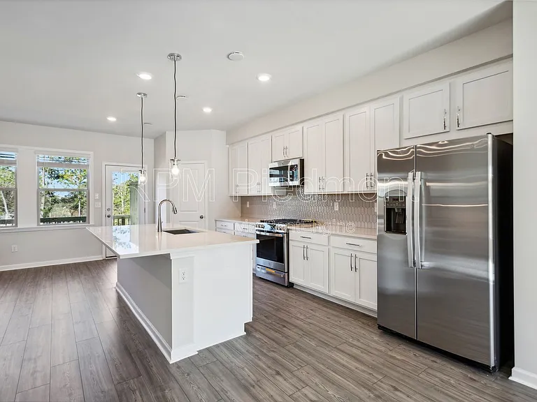 1604 Halbrook Pl SW — Photo 9