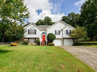 604 Englewood Ln, Tunnel Hill, GA 30755