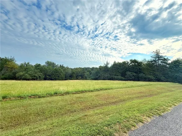 Mount Carmel Rd W, London, AR 72847