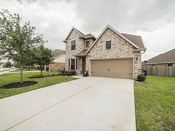 2nd image of 20143 Emerald Mountain Dr