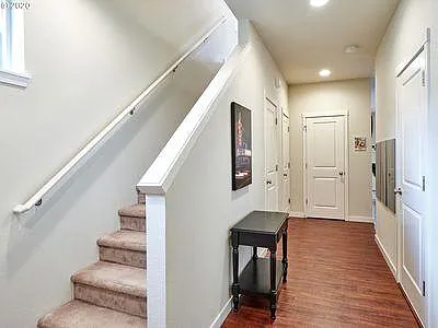 3 bed, 2.5 bath, 1500 sqft, $2,700 — Photo 3
