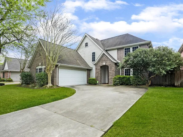 2915 Cane Field Dr, Sugar Land, TX 77479