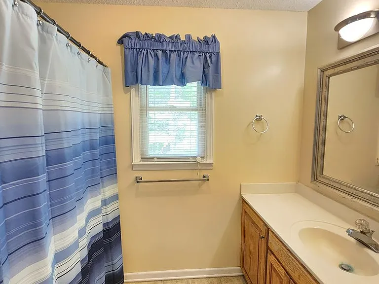 590 Deep Woods Dr — Photo 14
