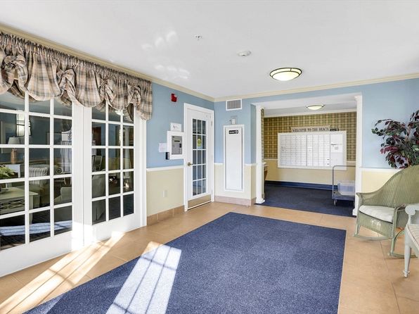 135 Beach Rd UNIT B204, Salisbury, MA 01952