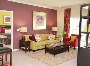 844 Grand Central Dr, Trenton, NJ 08619