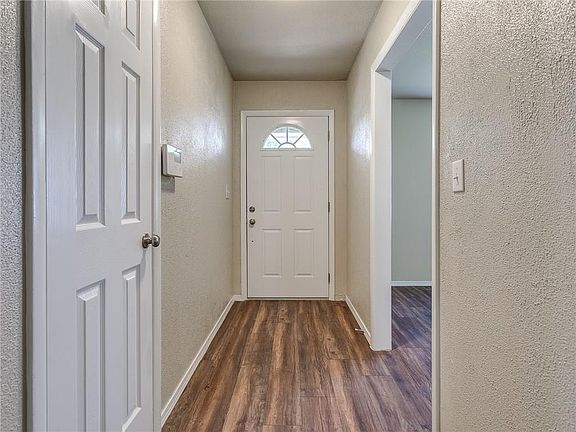 5th image of 4712 Del Crest Dr