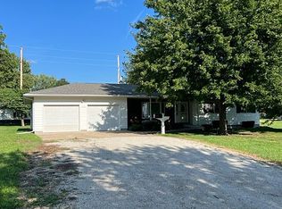 210 William St, Effingham, KS 66023