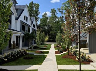 1725 Hideaway Lane Dr, Ann Arbor, MI 48105