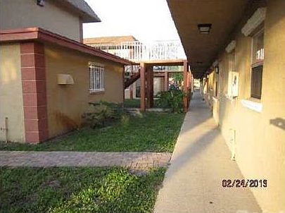1st image of 101 NE 41st St #34B