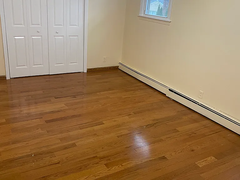 27 Woods Ave #1F — Photo 13