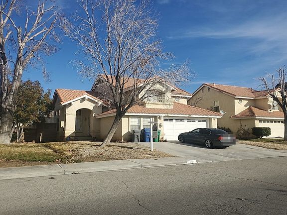 3rd image of 1711 Mesa Dr