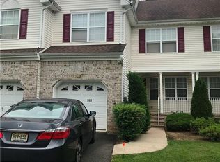 352 Hawthorne Rd, North Brunswick, NJ 08902