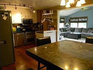 4th image of 153 McDonald Dr