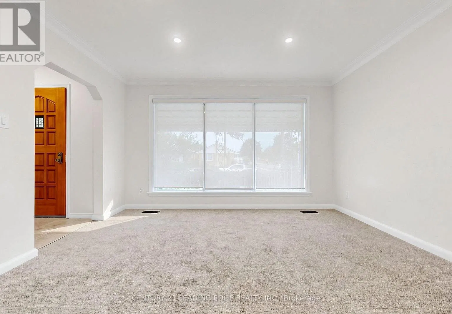 15 Maretta Ave — Photo 3