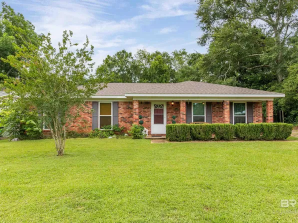 6770 King Arthur Dr, Mobile, AL 36619