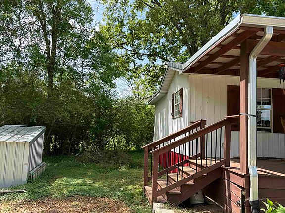 2nd image of 2323 Finger Leapwood Rd