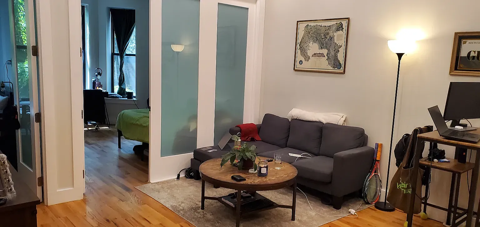 12 Spencer Court — Photo 3