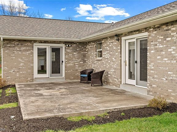 4th image of 211 Flintwood Dr