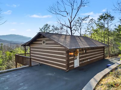 939 Vixen Run, Gatlinburg, TN, 37738
