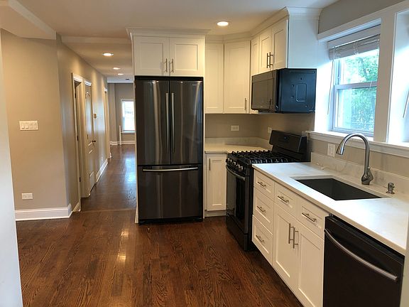 2nd image of 1428 Wilmette Ave Unit 1