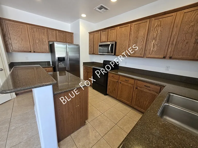 3534 W Goshen Dr — Photo 10