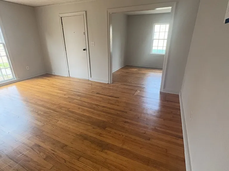 4426 Desoto St — Photo 12