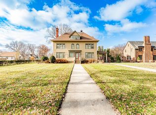 723 8th St S, Fargo, ND 58103