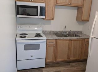 26529 Dutch Settlement St APT 4, Dowagiac, MI 49047
