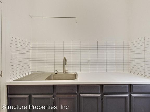 3rd image of 706 Kearny St #132