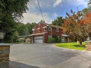 4367 Madison Ave, Trumbull, CT 06611