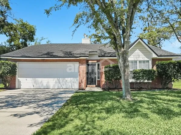 3305 Secret Isle Ln, Jacksonville, FL 32225