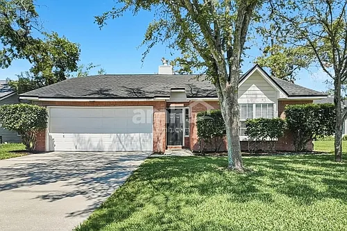 3305 Secret Isle Ln Photo 1