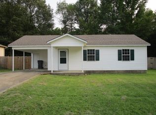 1102 Roberts Dr, Paragould, AR 72450