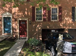 233 London Towne Dr, Pittsburgh, PA 15226