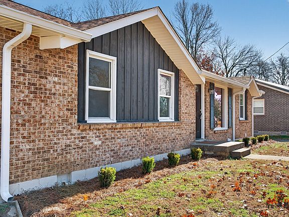 5th image of 267 Southburn Dr