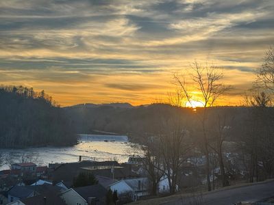301 Cliff St, Fries, VA, 24330